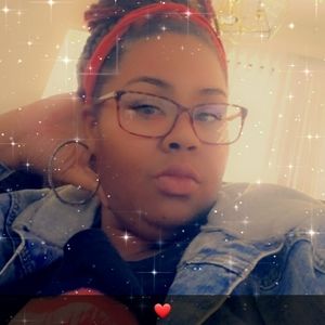 Meet your Posher, Krystal